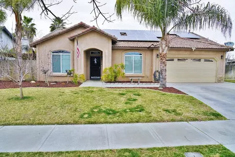 1271 Mission Dr, Lemoore, CA 93245 photo 1