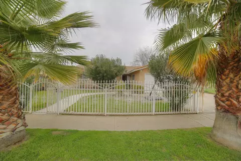 4673 E Cornell Ave, Fresno, CA 93703 photo 1