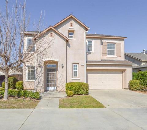 1687 Glen Oban Ln, Clovis, CA 93619 photo 1