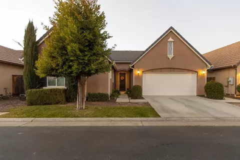 3769 Chessa Ln, Clovis, CA 93619 photo 1