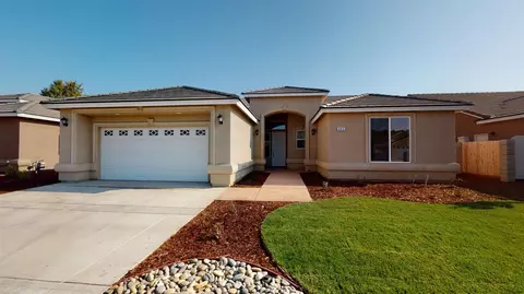 445 Fair Oak Ave, Madera, CA 93637 photo 1