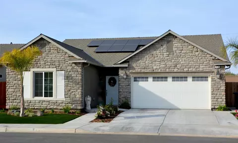 4139 Sierra Madre Ave, Clovis, CA 93619 photo 1
