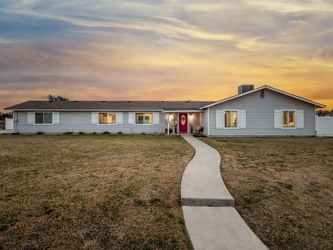 11455 E Ashlan Ave, Sanger, CA 93657 photo 1
