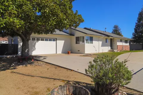 2137 Gettysburg Ave, Clovis, CA 93611 photo 1