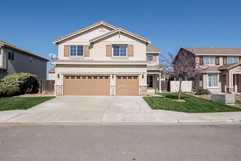 584 Spruce Ct, Chowchilla, CA 93610 photo 1