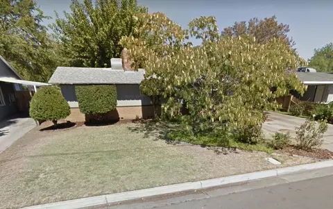 1907 W 4th St, Madera, CA 93637 photo 1