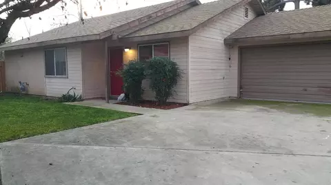 201 NE 1st Ave, Visalia, CA 93291 photo 1