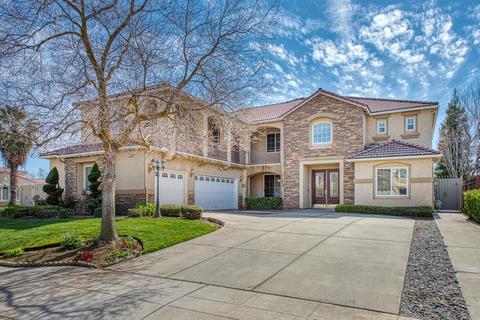 2270 Serena Ave, Clovis, CA 93619 photo 1
