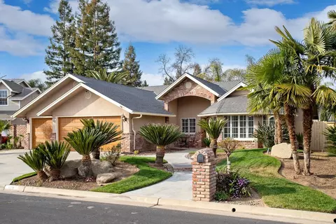 575 W Decatur Ave, Clovis, CA 93611 photo 1