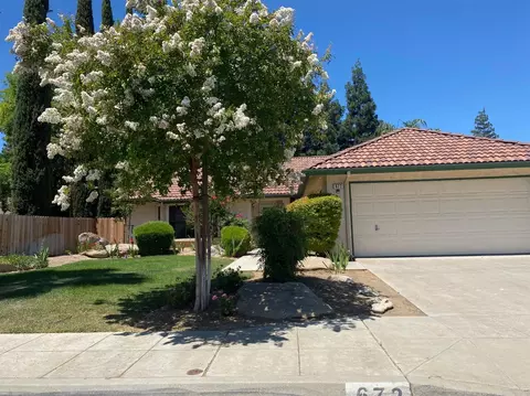 672 N Fordham Ave, Clovis, CA 93611 photo 1