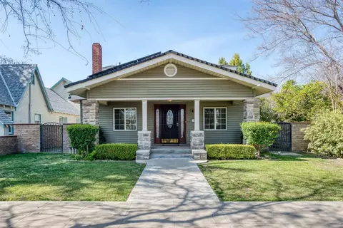 318 Baron Ave, Clovis, CA 93612 photo 1