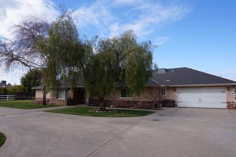 9422 E Mesa Ave, Clovis, CA 93619 photo 1