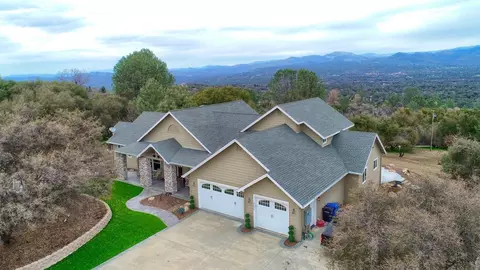 30630 Longview Ln E, Coarsegold, CA 93614 photo 1