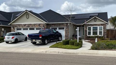 4127 Santa Ana Ave, Clovis, CA 93619 photo 1