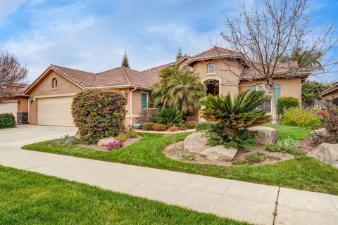3083 Everglade Ave, Clovis, CA 93619 photo 1