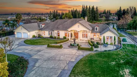 4918 Nelson Ave, Clovis, CA 93619 photo 1