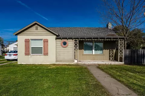 908 Robertson Blvd, Chowchilla, CA 93610 photo 1