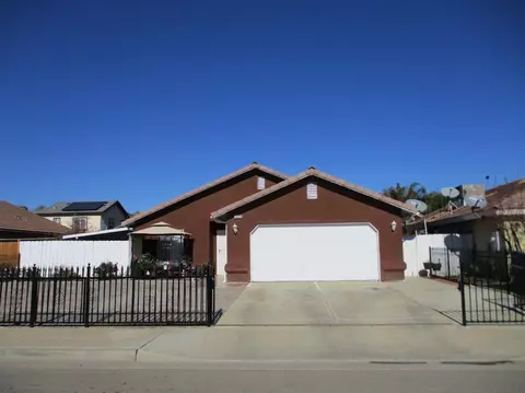 16858 7th St, Huron, CA 93234 photo 1