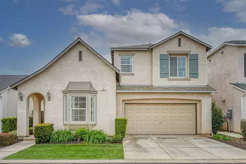 774 W Riviera Ln, Clovis, CA 93619 photo 1