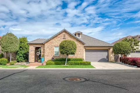3545 Barclay Sq, Clovis, CA 93619 photo 1