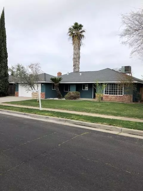 1605 W Central Ave, Madera, CA 93637 photo 1
