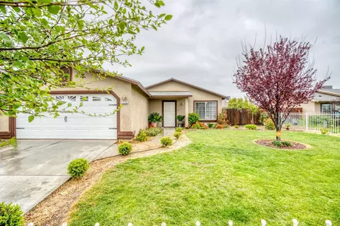 1775 Coolidge St, Madera, CA 93638 photo 1