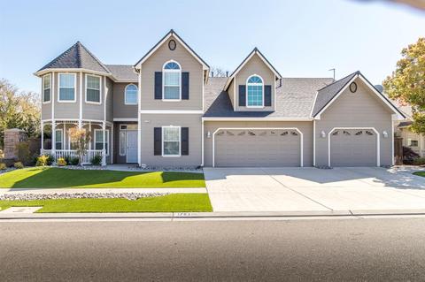 1753 N Dewitt Ave, Clovis, CA 93619 photo 1