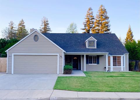 661 W Fallbrook Ave, Clovis, CA 93611 photo 1