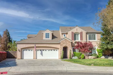 1092 Carson Ave, Clovis, CA 93611 photo 1
