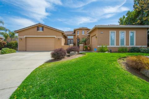 925 N Fairfax Ave, Clovis, CA 93611 photo 1
