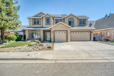2613 Applegate Ave, Clovis, CA 93611 photo 1