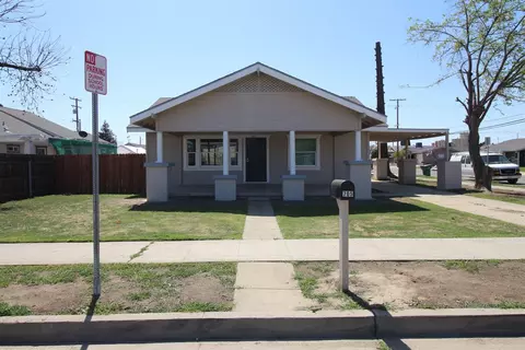 705 E Inyo, Tulare, CA 93274 photo 1