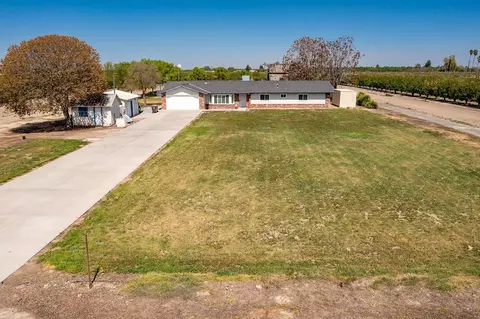 10164 Elder Ave, Hanford, CA 93230 photo 1