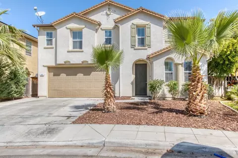 855 Pear Ct, Madera, CA 93638 photo 1