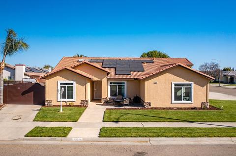 930 Shady, Lemoore, CA 93245 photo 1