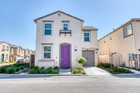 1513 Enlightened Way, Clovis, CA 93619 photo 1