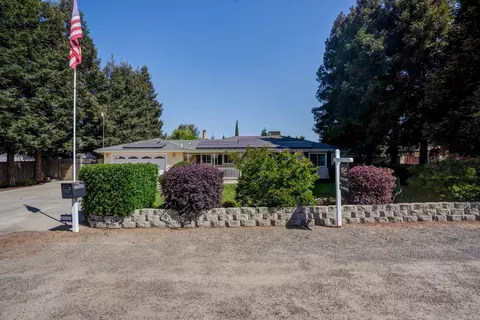 25565 Tamarisk Dr, Madera, CA 93638 photo 1