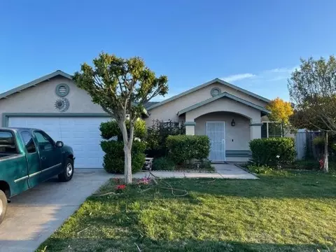 1612 Josephine Ave, Madera, CA 93638 photo 1