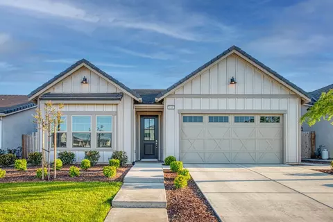 616 Expedition Way, Madera, CA 93636 photo 1
