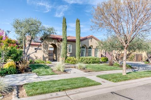 3735 Everglade Ave, Clovis, CA 93619 photo 1
