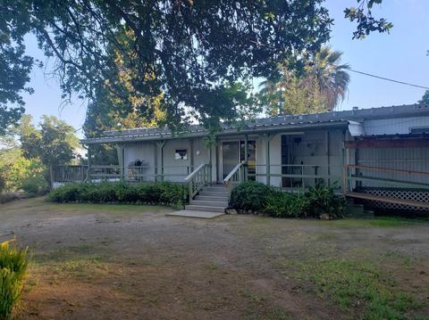 21014 Auberry Rd, Clovis, CA 93619 photo 1