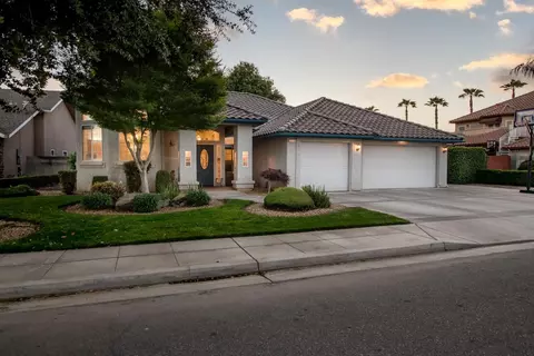 926 Trabon Way, Madera, CA 93637 photo 1