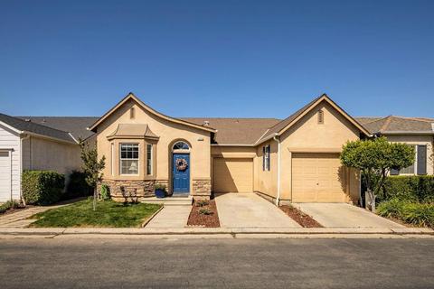 1832 N Seville Ln, Clovis, CA 93619 photo 1