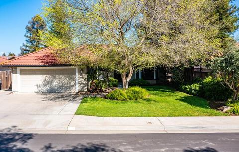 959 Jasmine Ave, Clovis, CA 93611 photo 1