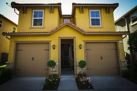 1476 Sundial Way, Clovis, CA 93619 photo 1
