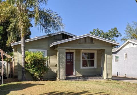 145 E Dennett Ave, Fresno, CA 93728 photo 1