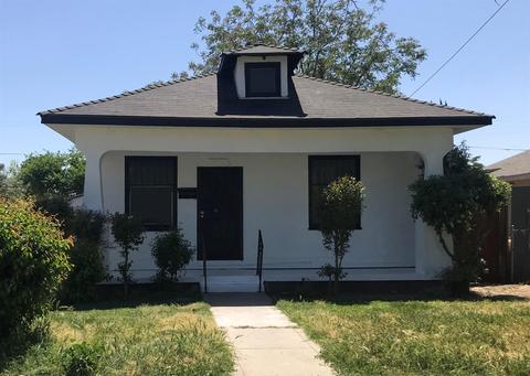 528 W 7th St, Merced, CA 95341 photo 1