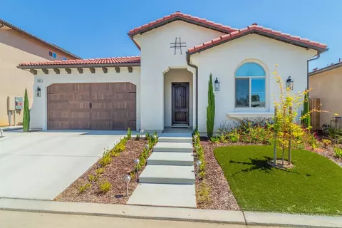 1663 N Ryan Ave, Clovis, CA 93619 photo 1