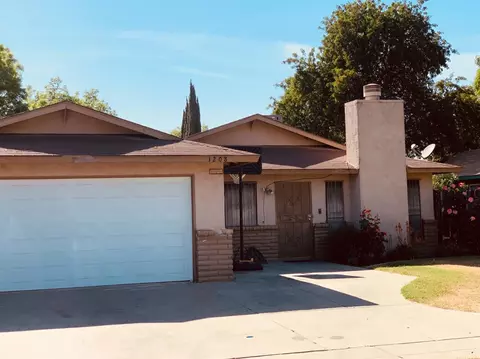 1208 Phillip St, Madera, CA 93638 photo 1