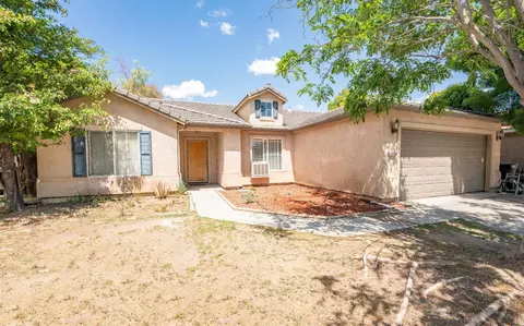 1480 Chimney Way, Lemoore, CA 93245 photo 1